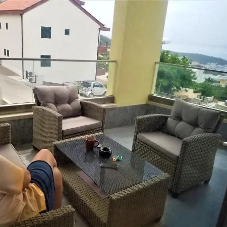 Luxury 75m2 With Unique View