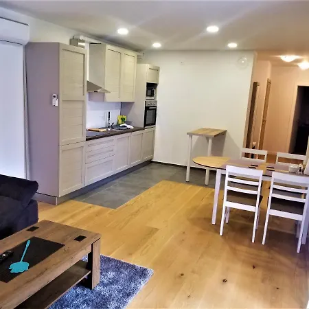 Apartament Luxury 75m2 With Unique View *