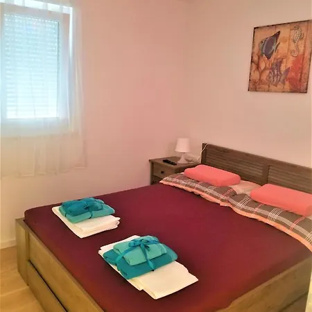 Luxury 75m2 With Unique View Apartament Makarska