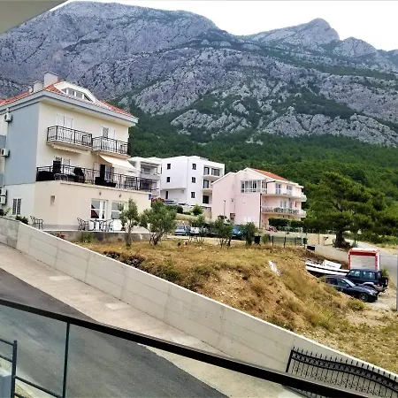 Luxury 75m2 With Unique View Apartament Makarska